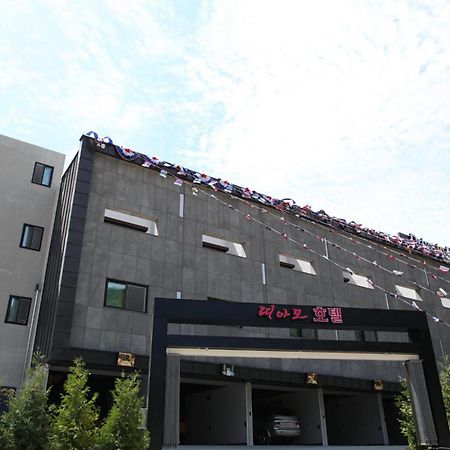 Drive In Hotel Tiamo Pocheon Bagian luar foto