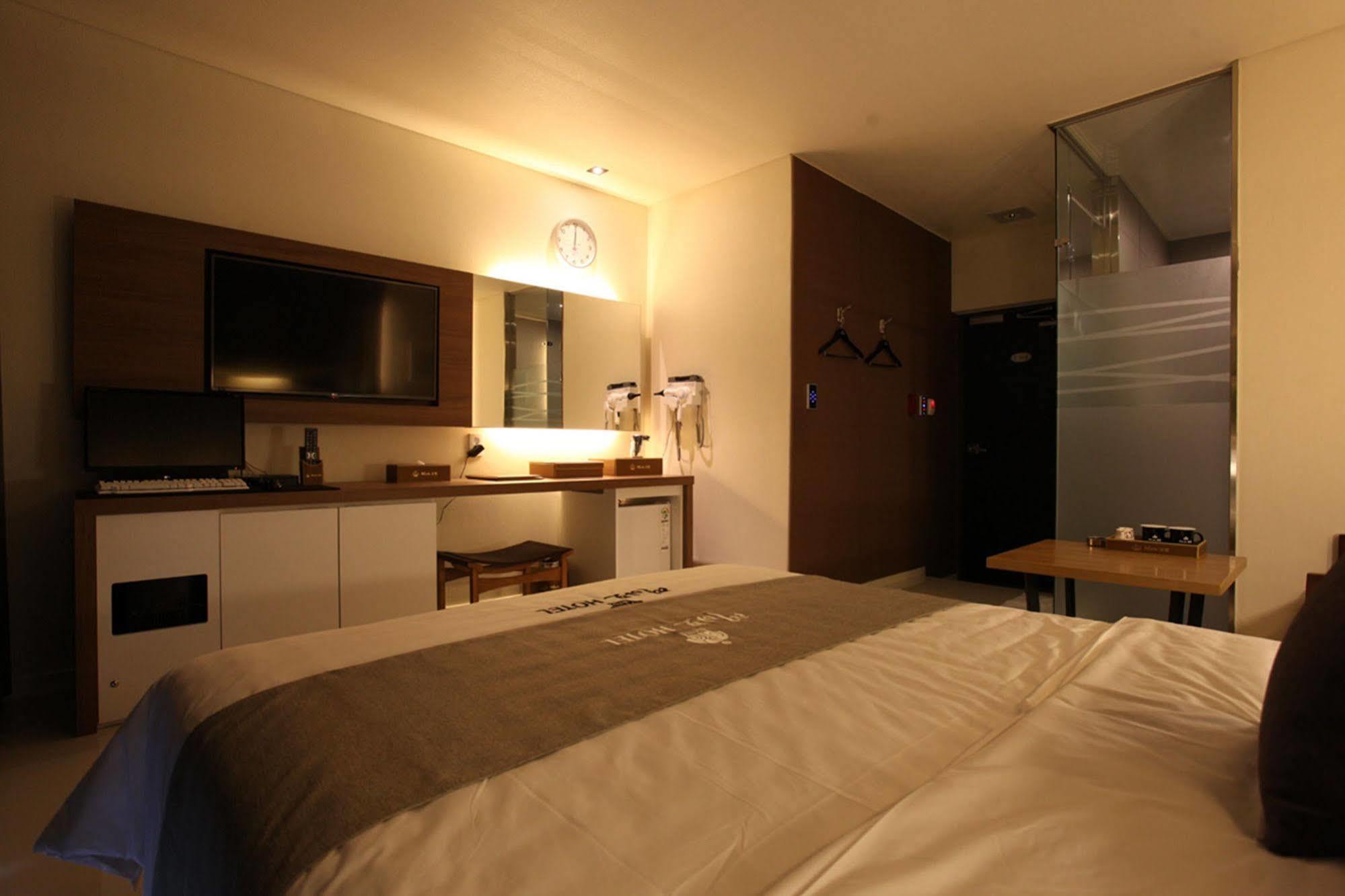 Drive In Hotel Tiamo Pocheon Bagian luar foto