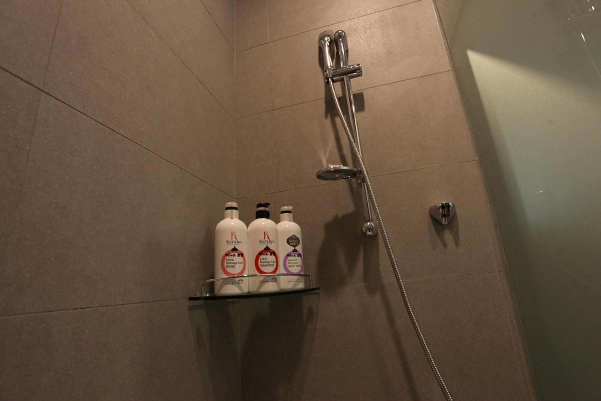 Drive In Hotel Tiamo Pocheon Bagian luar foto