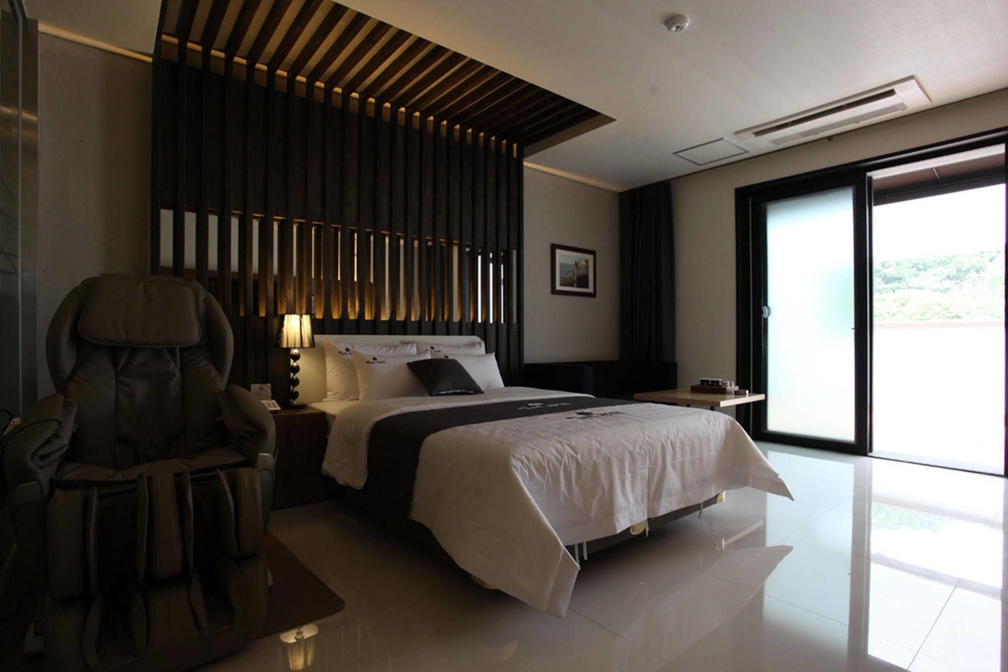 Drive In Hotel Tiamo Pocheon Bagian luar foto