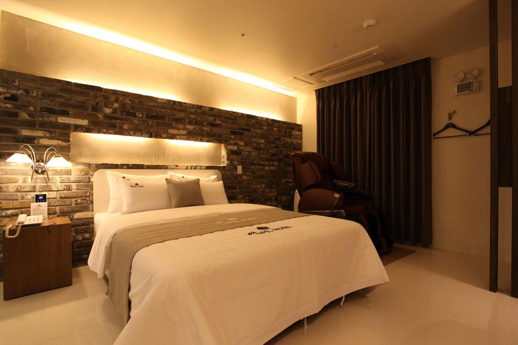Drive In Hotel Tiamo Pocheon Bagian luar foto