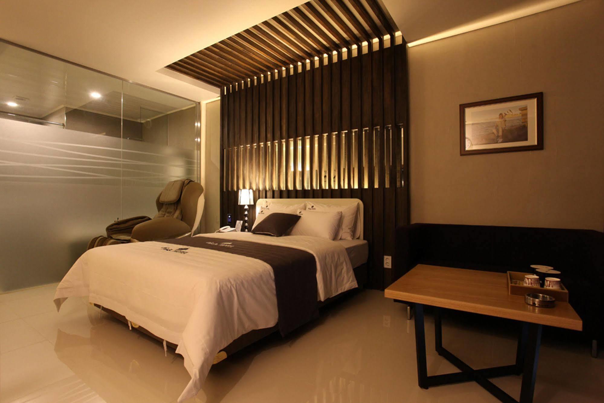 Drive In Hotel Tiamo Pocheon Bagian luar foto